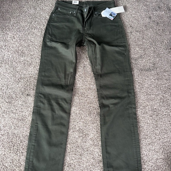 Green Levis Men’s Jeans - Picture 1 of 4